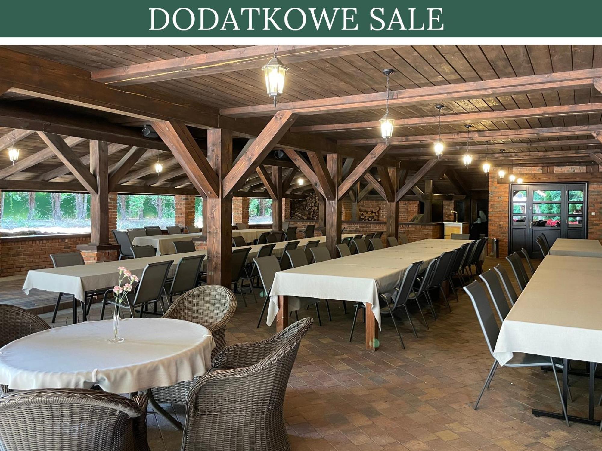 Hotel Red Ostrowiec Świętokrzyski Εξωτερικό φωτογραφία
